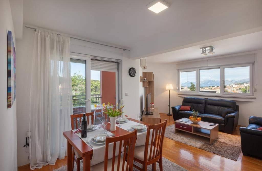 Appartamento Tomislav Makarska Esterno foto